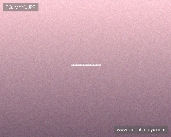 球队标志重塑：某队赛后启用新队徽与品牌战略